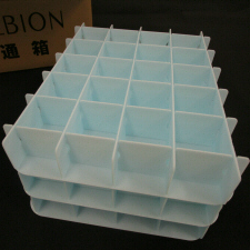 株式会社アルビオン様　化粧品容器輸送用 タカロック