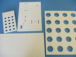 スチレンボード　プレス抜き加工